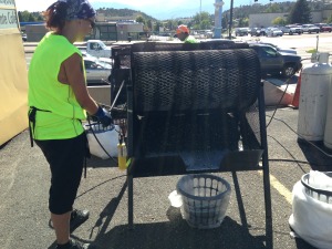 Roasting Green Chilies at Cal'z Chile'z at Academy & Union, Colorado Springs, CO